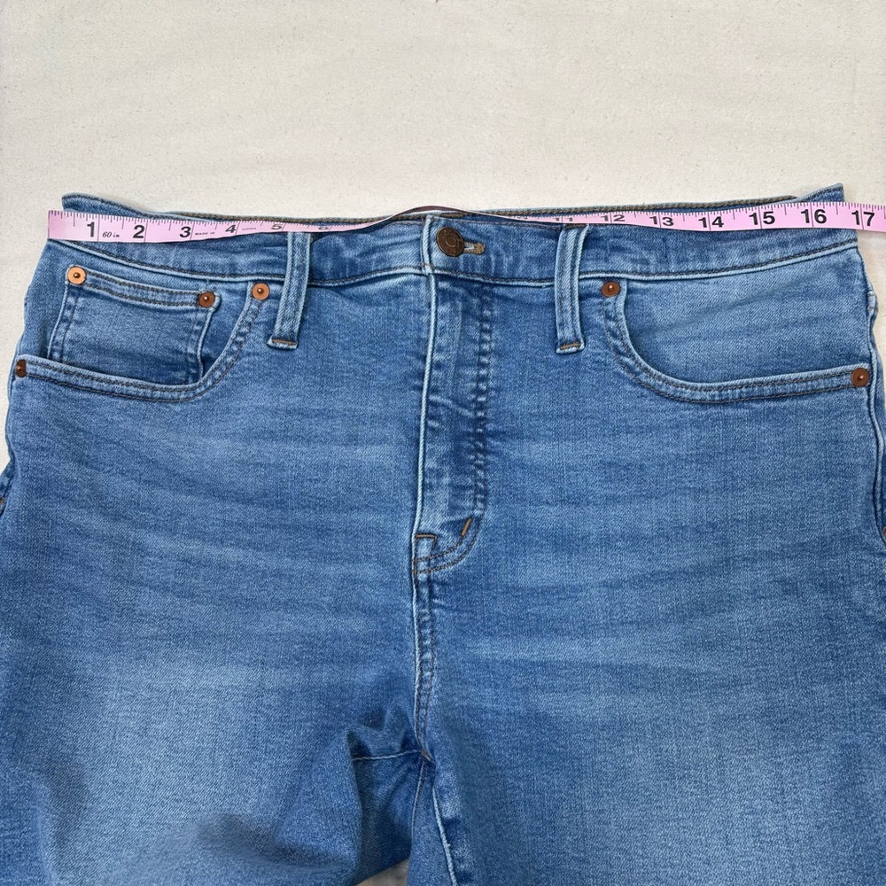 Madewell Cali Demi-Boot‎ Jeans PETITE Size 31P | 12P High Waist 24” Inseam - Picture 11 of 15